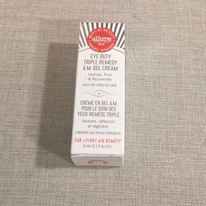 FIRST AID BEAUTY BUNDLE.